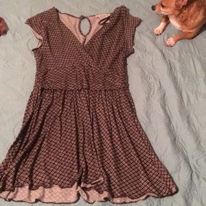 Cute back keyhole top